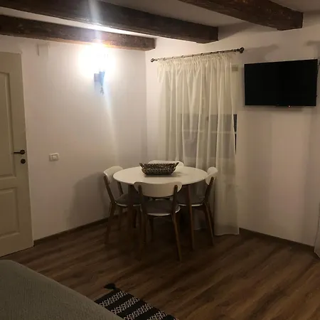 Cozy Apartment *